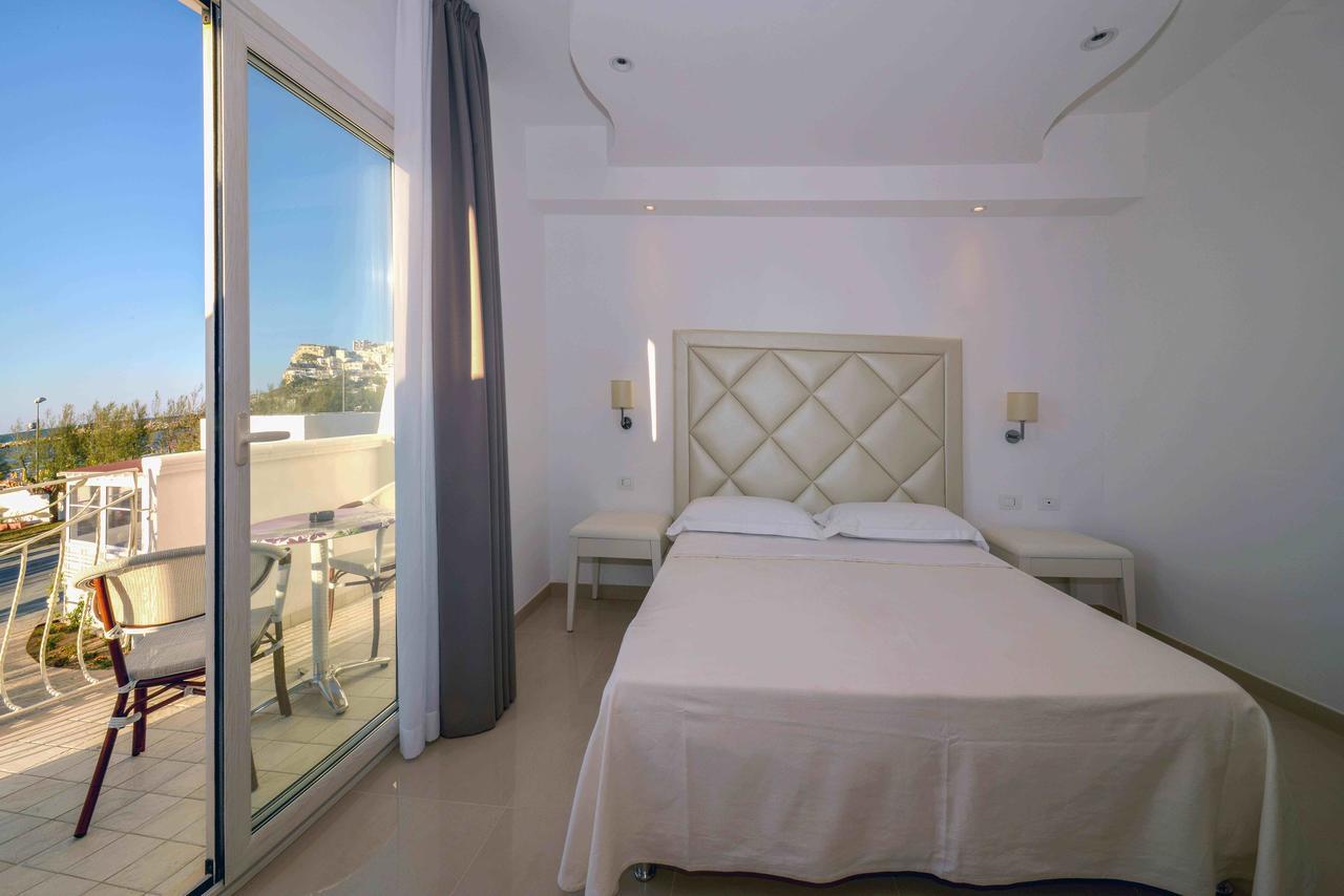 Hotel Corona Beach Peschici Eksteriør bilde